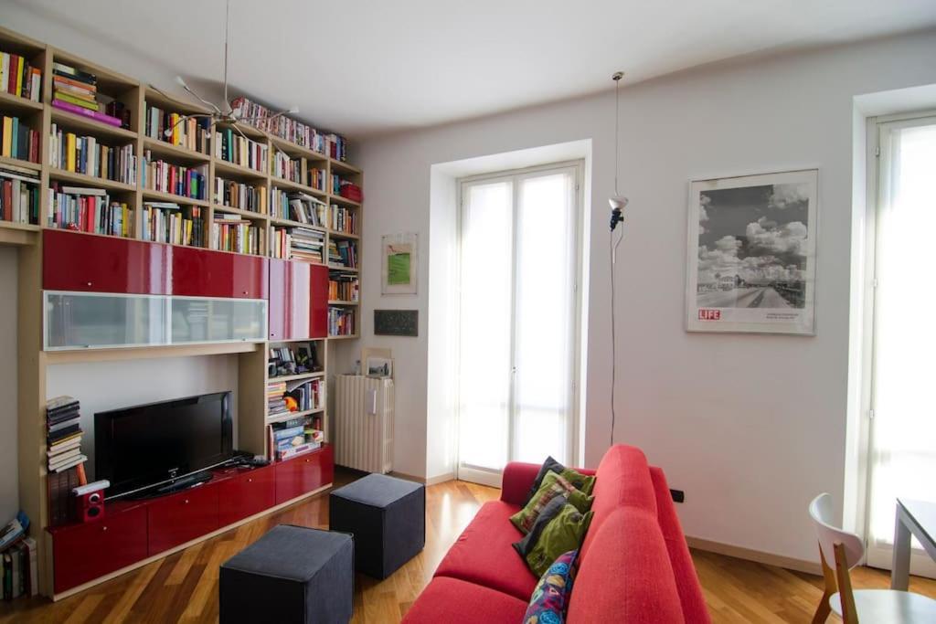 Quiet & Bright In A Sparkly District! Apartment Milan Exterior photo