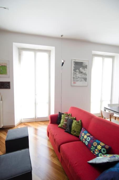 Quiet & Bright In A Sparkly District! Apartment Milan Exterior photo