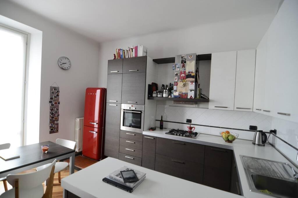 Quiet & Bright In A Sparkly District! Apartment Milan Exterior photo