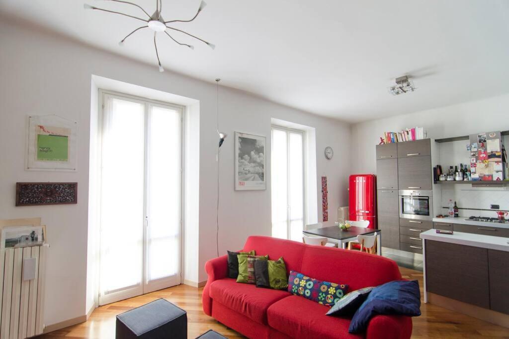 Quiet & Bright In A Sparkly District! Apartment Milan Exterior photo